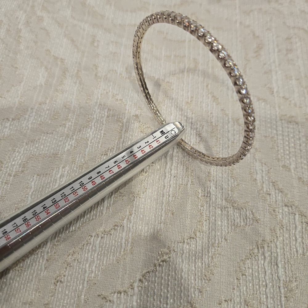 Elegant Silver Bangle Bracelet
